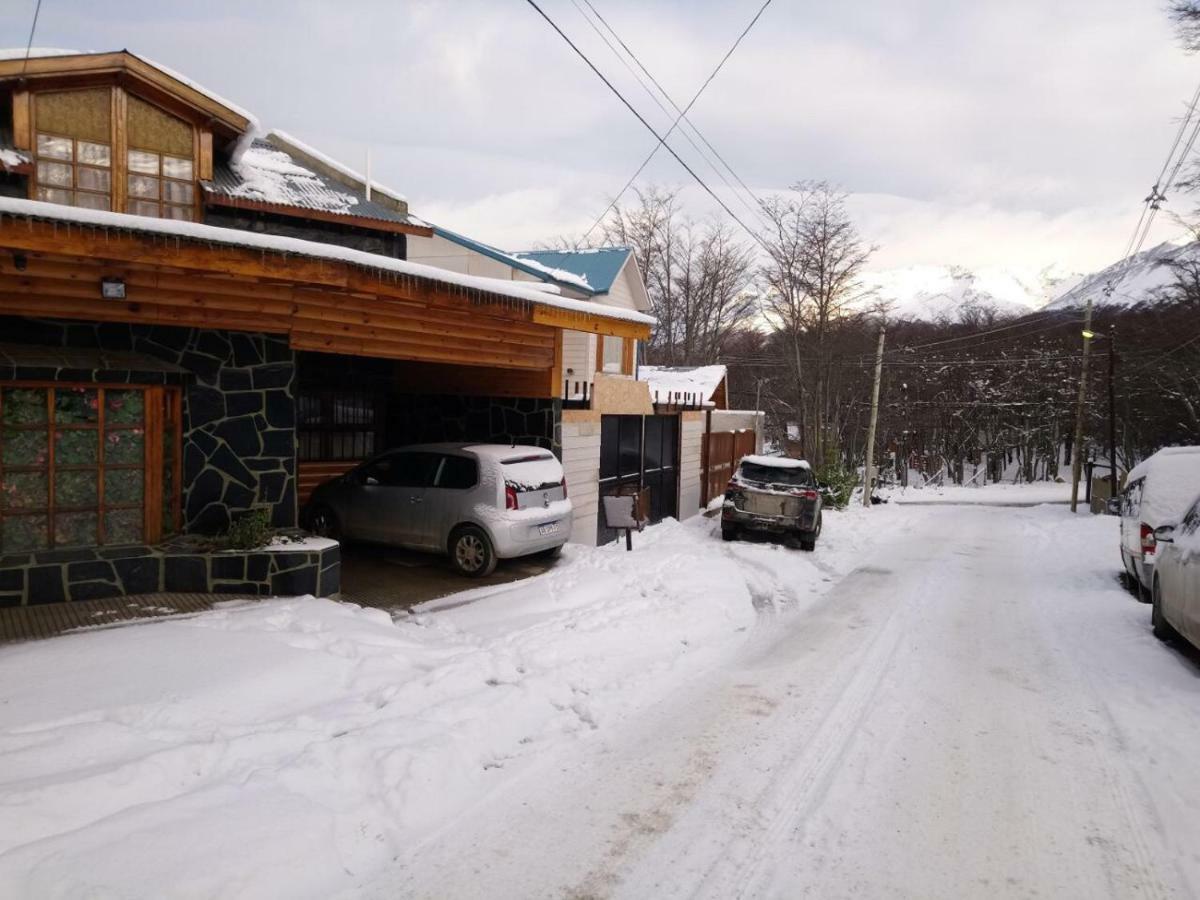 Ferienwohnung Casa Departamento En El Bosque Ushuaia Exterior foto